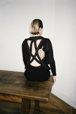 http://www.paulinehisbacq.com/files/gimgs/23_morsure1.jpg